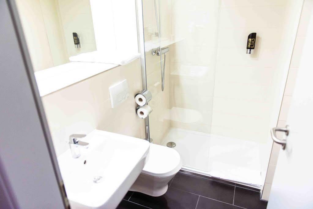 Serways Hotel Spessart Rohrbrunn Bagian luar foto